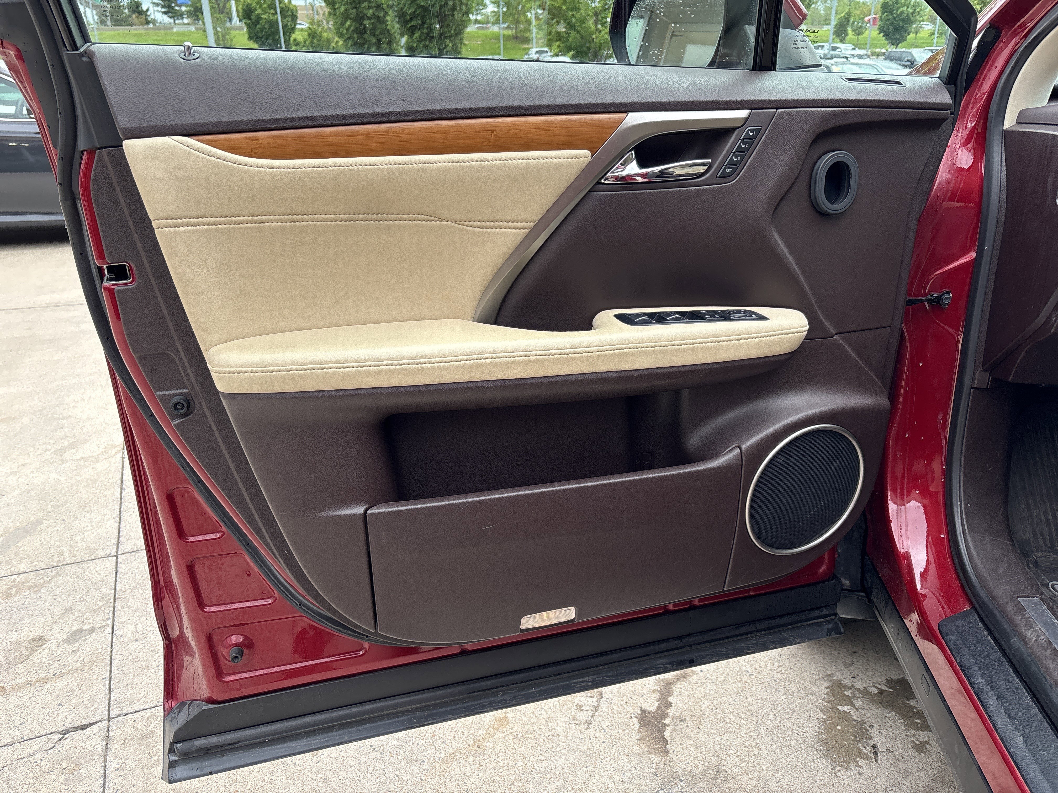 Used 2017 Lexus RX 350 FWD w/ Premium Package image 13