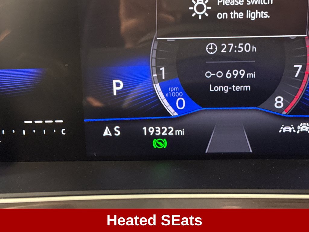 Used 2024 Volkswagen Tiguan SE R-Line FWD image 9