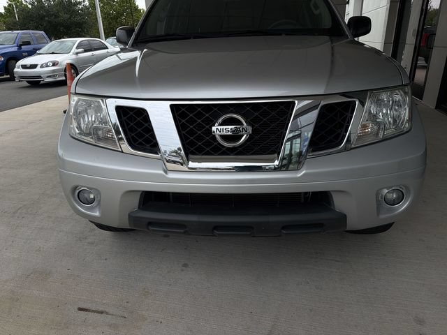 Used 2016 Nissan Frontier SV w/ SV Value Truck Package RWD image 11