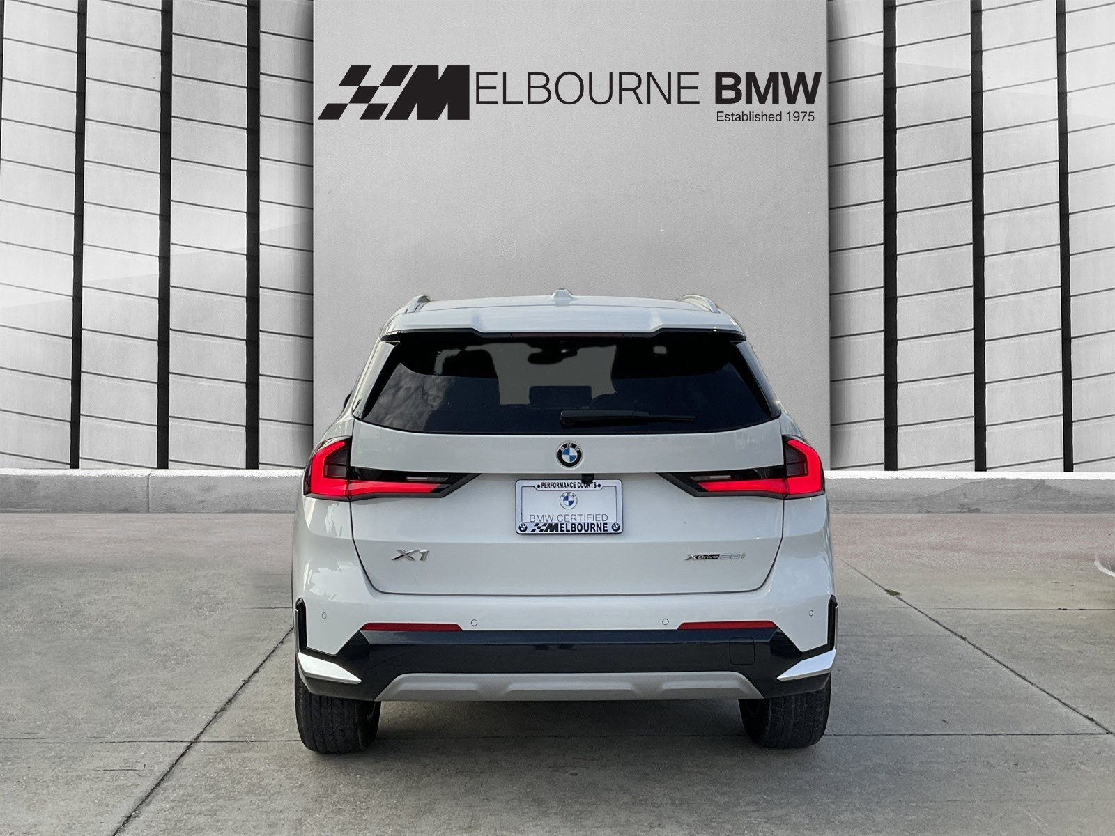 Used 2024 BMW X1 xDrive28i w/ Convenience Package AWD/4WD image 5