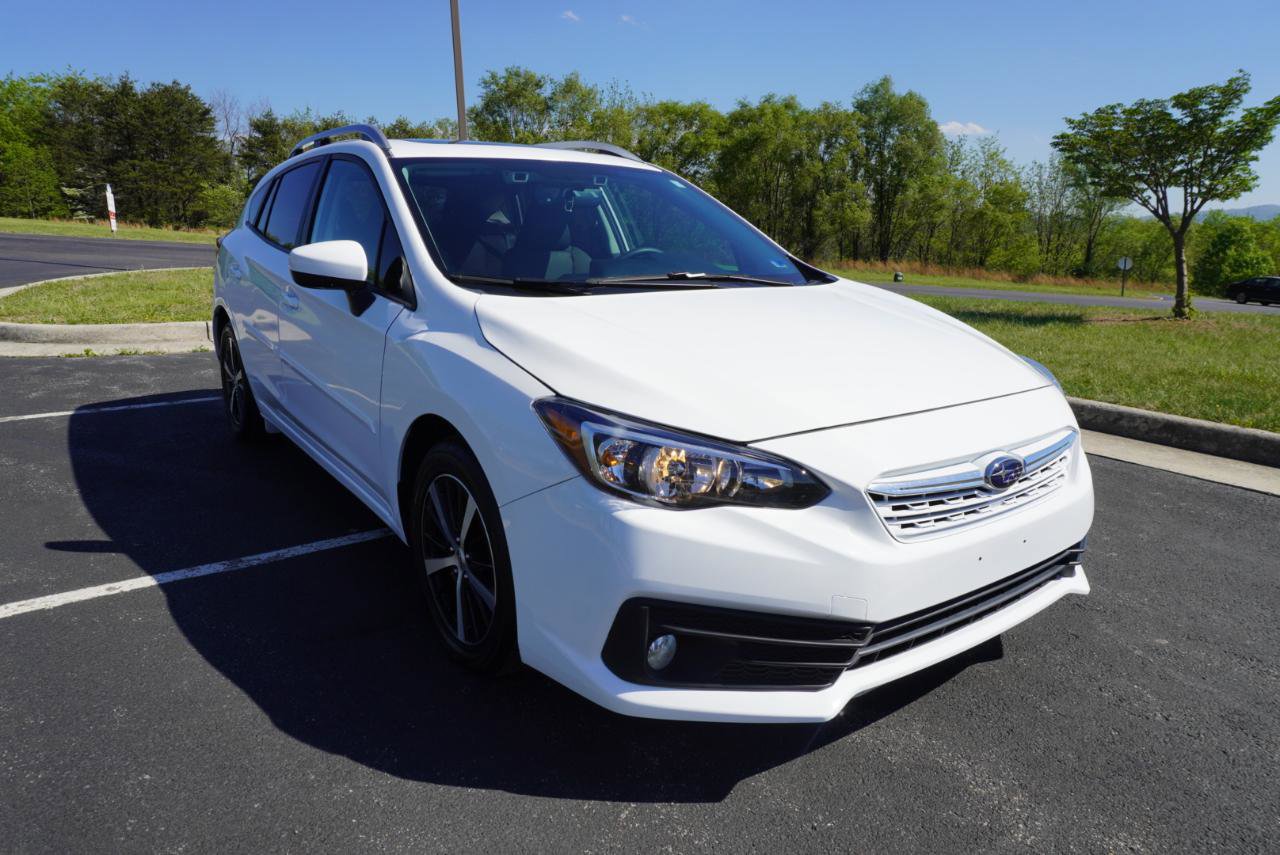 Used 2022 Subaru Impreza 2.0i Premium AWD/4WD image 16