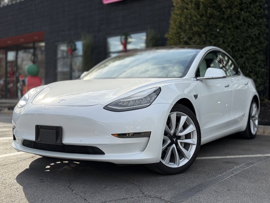 Used 2020 Tesla Model 3 Standard Range Plus image 2
