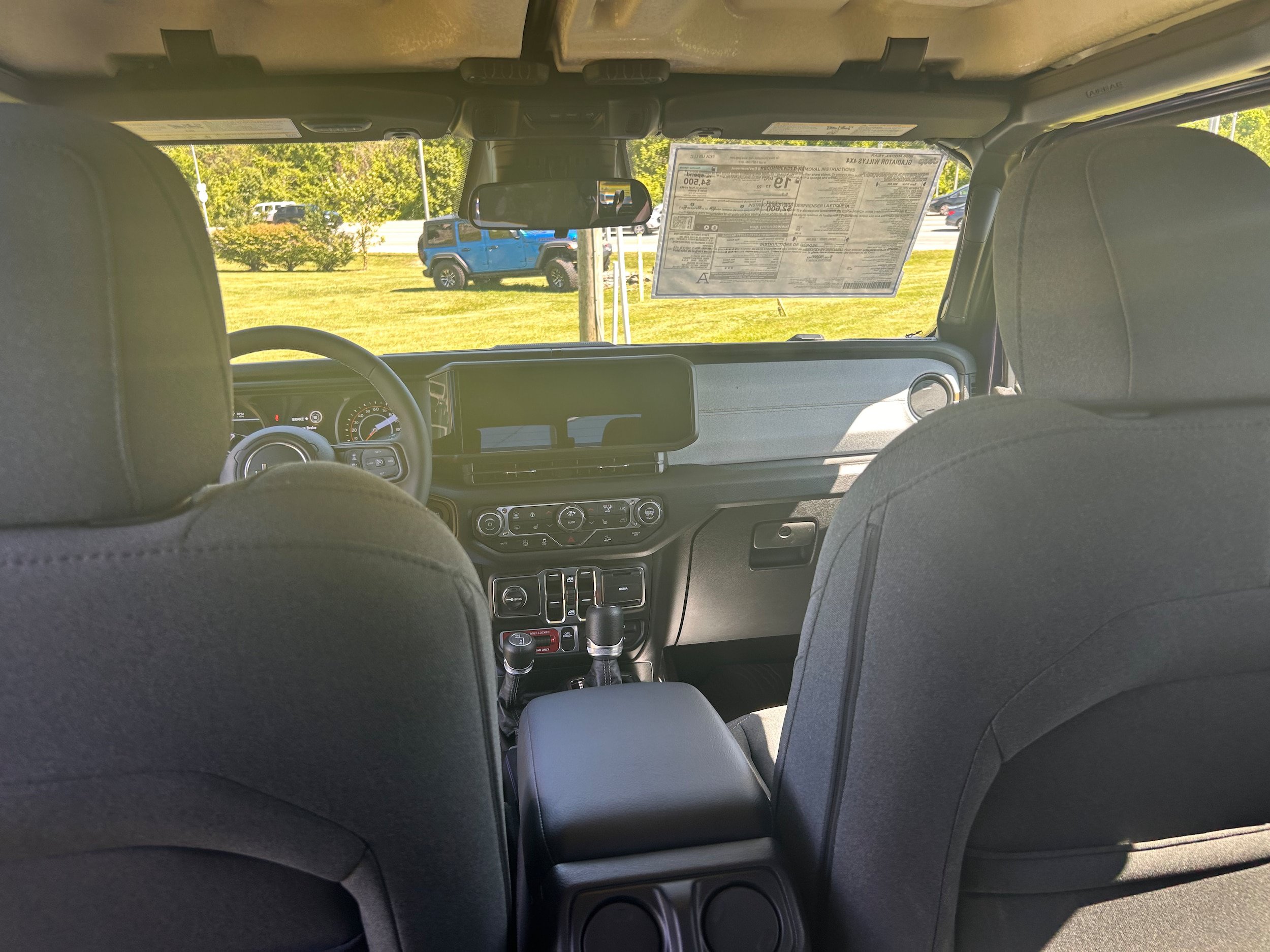 New 2026 Jeep Gladiator Sport AWD/4WD image 14