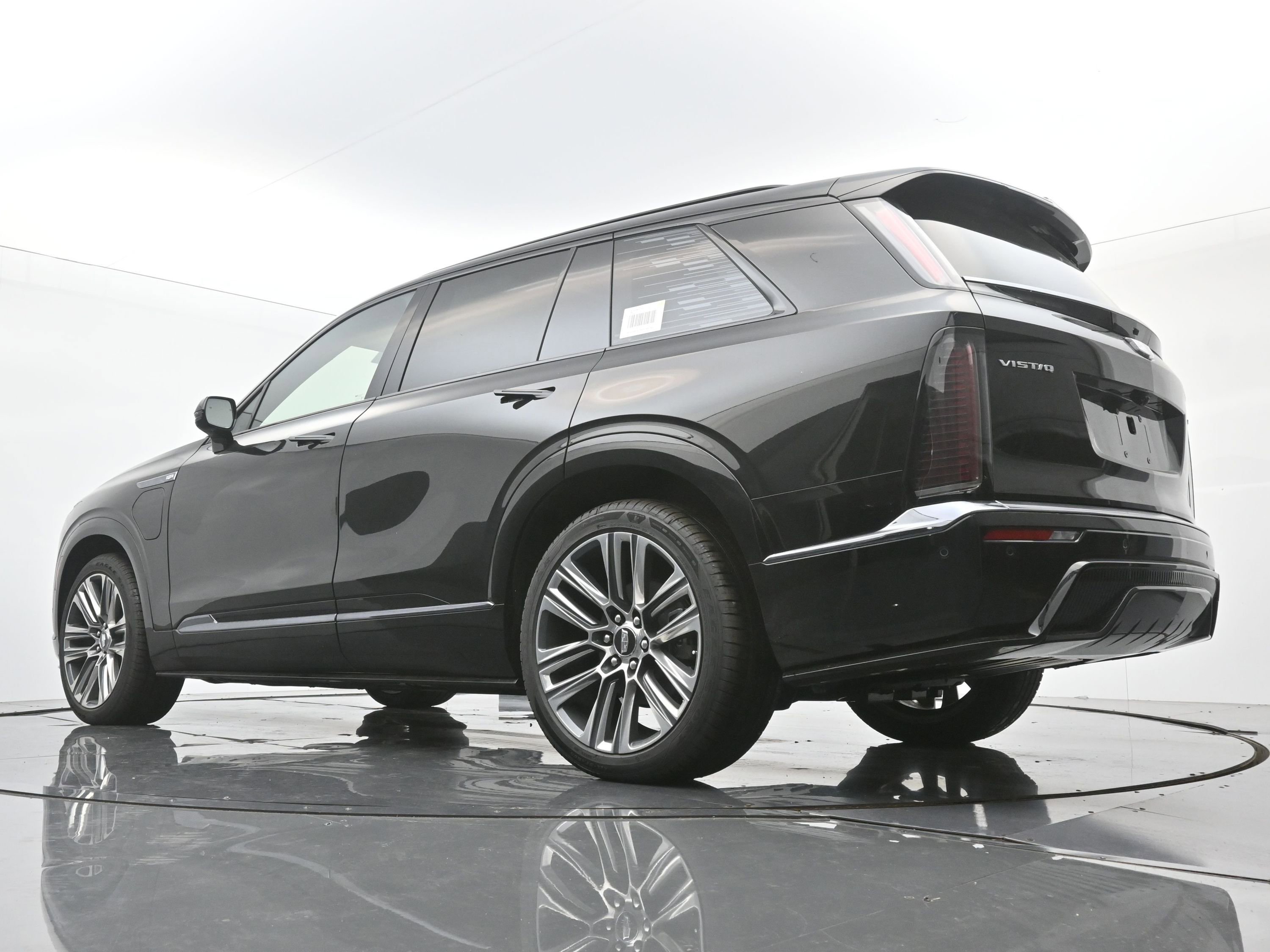 New 2026 Cadillac Vistiq Platinum w/ LPO, Floor Liner Package image 17
