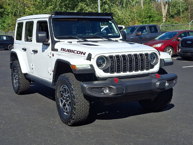 Used 2025 Jeep Wrangler Unlimited Rubicon w/ Safety Group AWD/4WD image 2