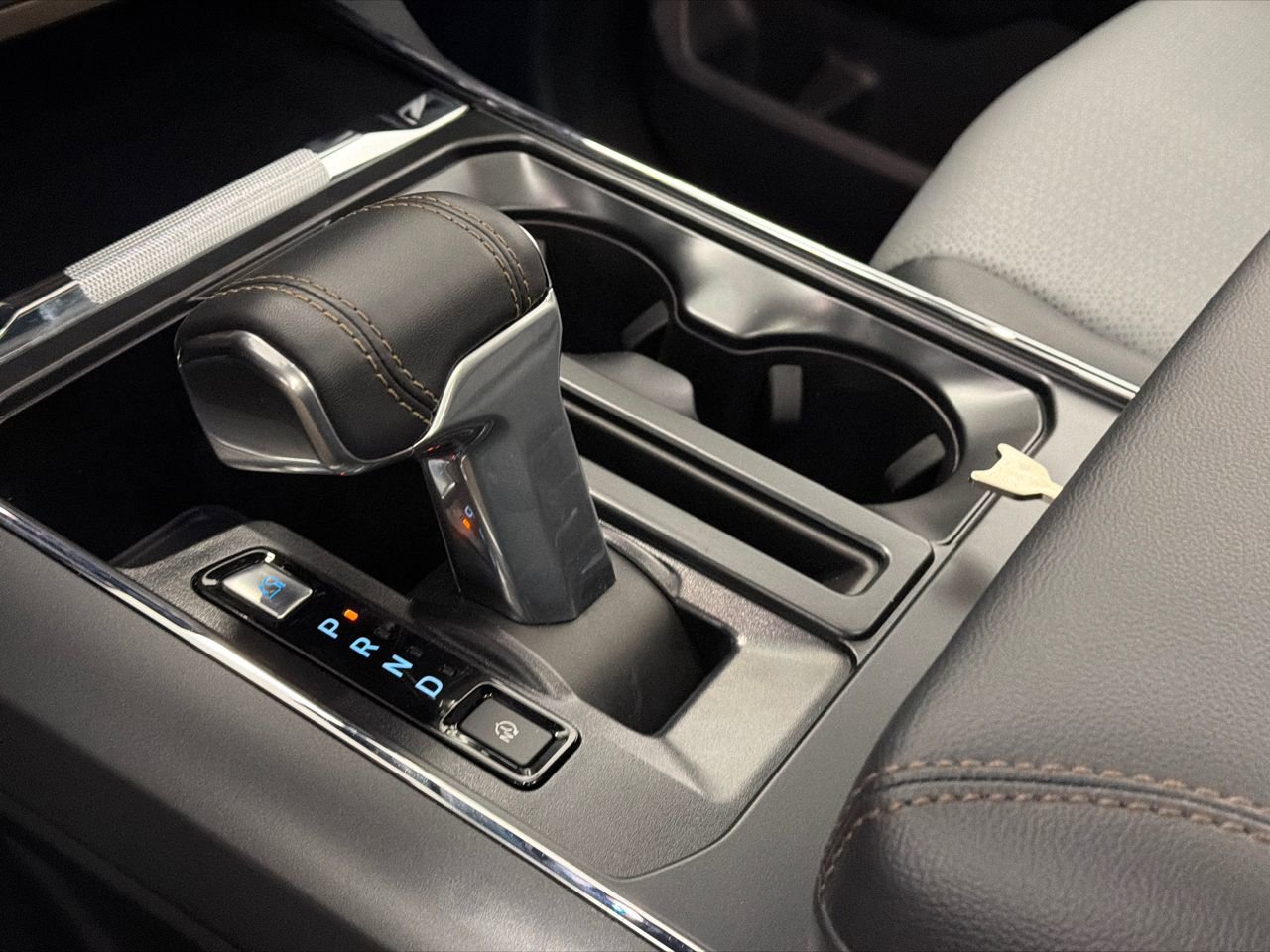 New 2025 Ford F150 Lightning Lariat image 36