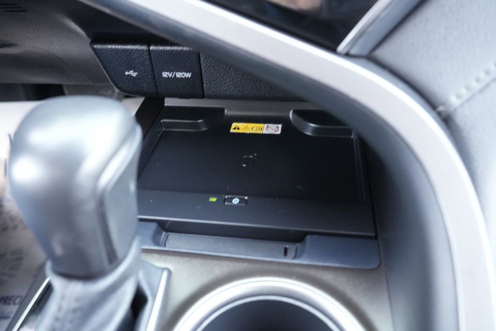 Used 2023 Toyota Camry SE w/ Cold Weather Package image 33