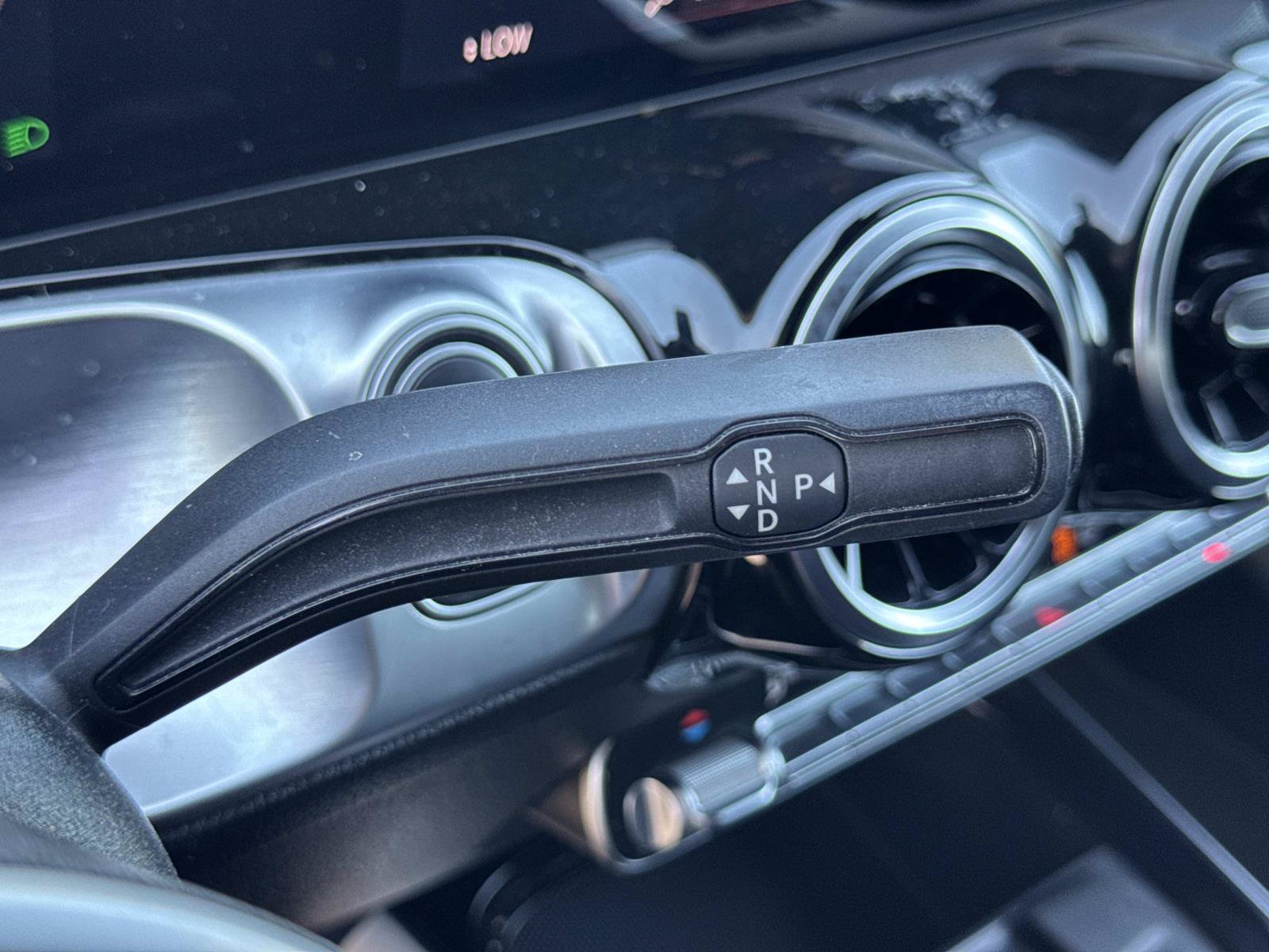 Used 2022 Mercedes-Benz GLB 250 image 18