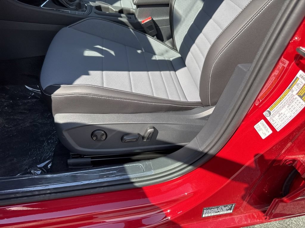 New 2026 Volkswagen Jetta SE FWD image 18