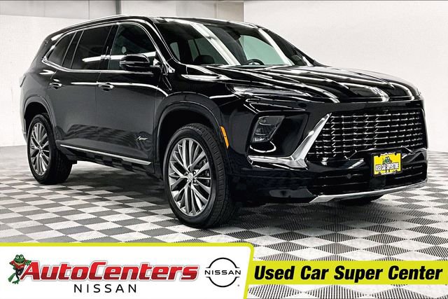 Used 2025 Buick Enclave Avenir w/ Trailering Package, 5000 lbs.