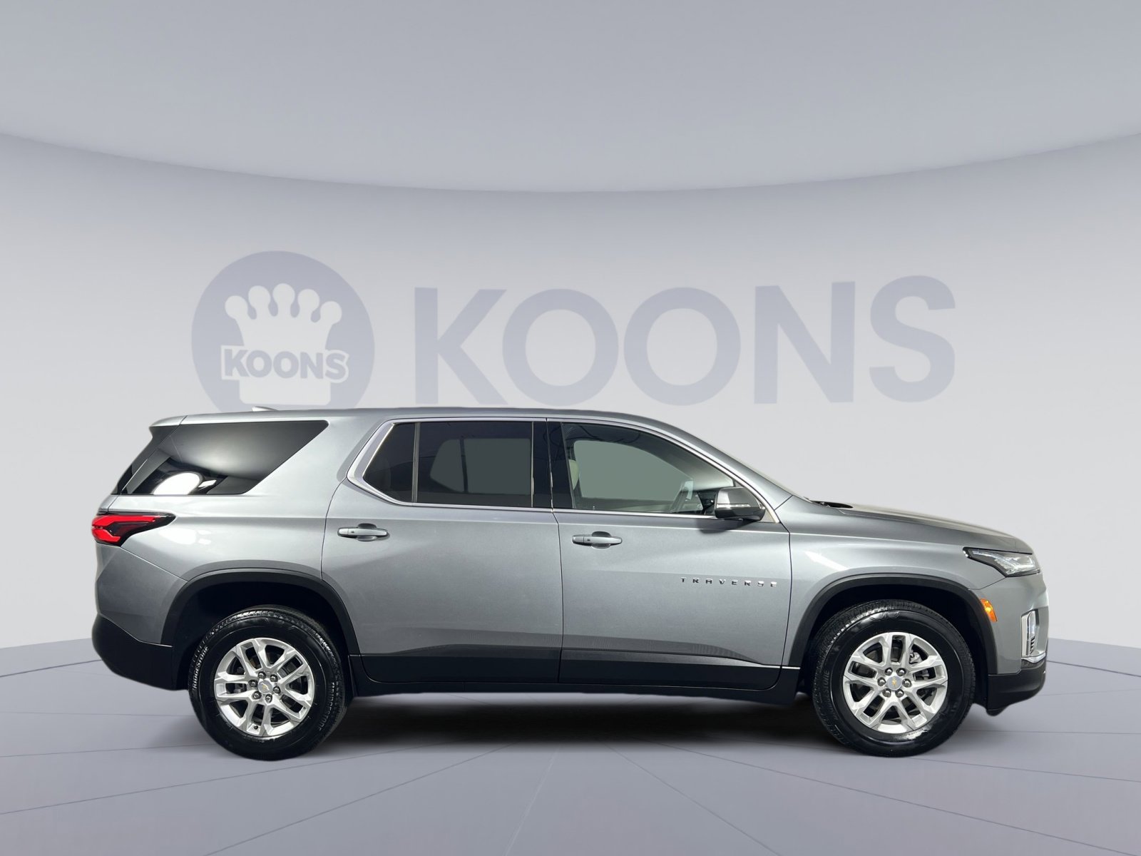 Used 2023 Chevrolet Traverse LS w/ Safety Package image 8