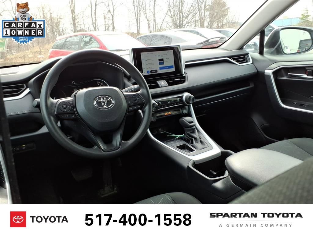 Used 2024 Toyota RAV4 XLE image 12