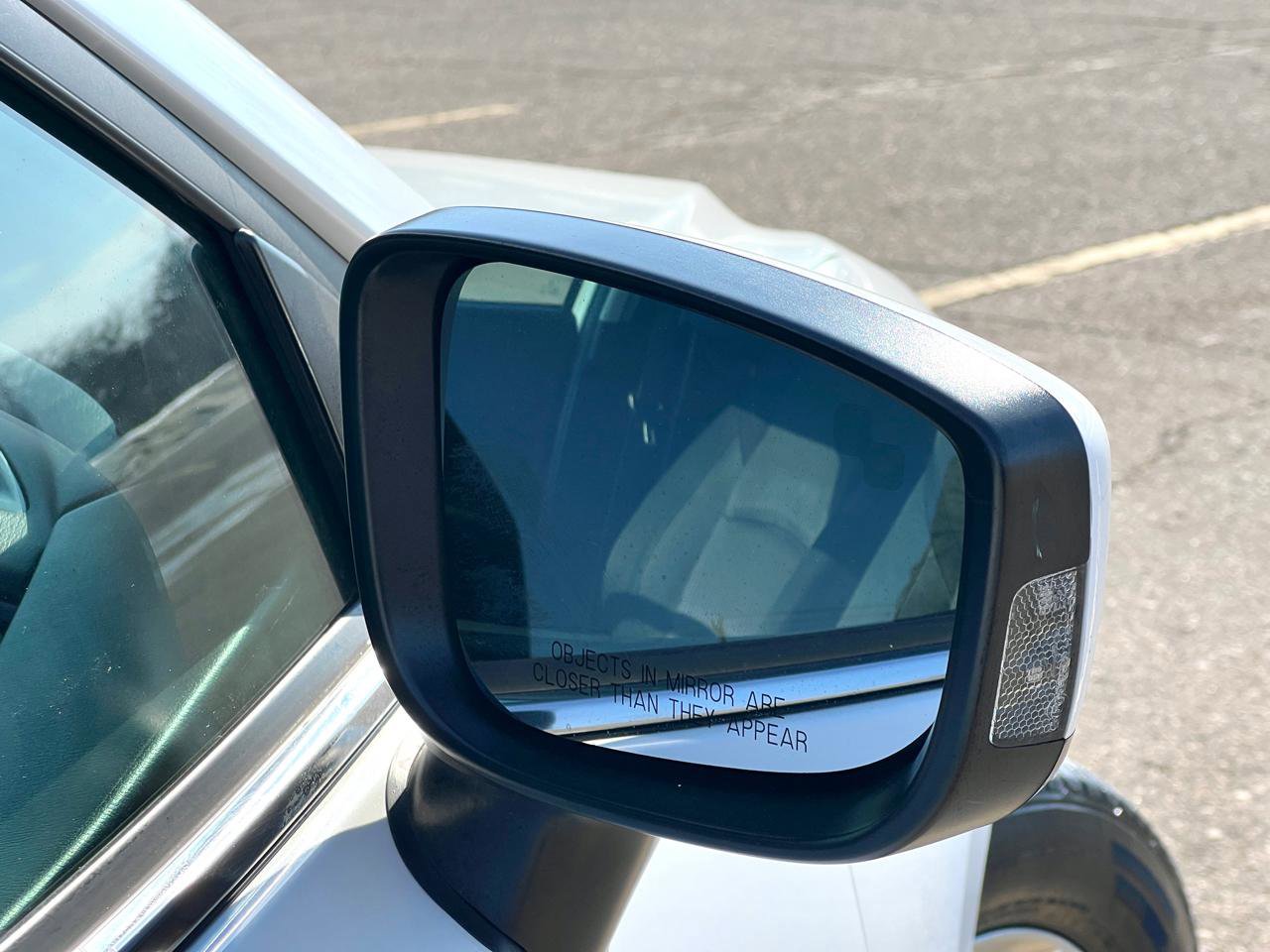 Used 2015 MAZDA MAZDA3 i Touring image 37