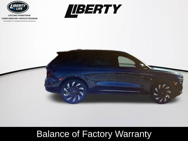 Used 2024 Lincoln Nautilus Reserve w/ Equipment Group 202A AWD/4WD image 12