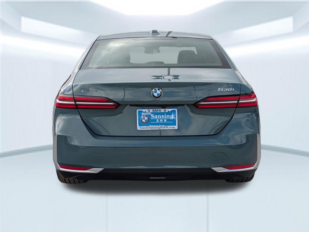 Used 2024 BMW 530i 530i w/ Premium Package image 17