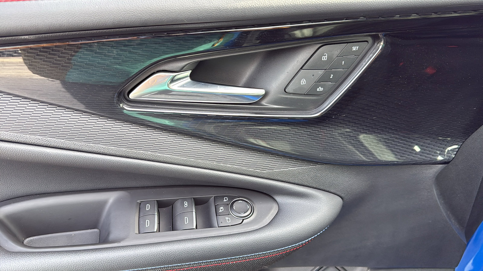 Used 2025 Chevrolet Blazer EV RS w/ Super Cruise Package image 11