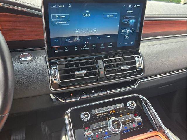 Used 2022 Lincoln Navigator Reserve RWD image 27