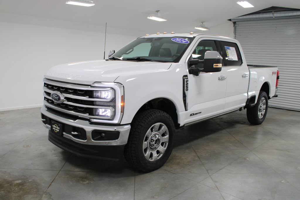 Used 2024 Ford F250 King Ranch w/ Chrome Package image 4