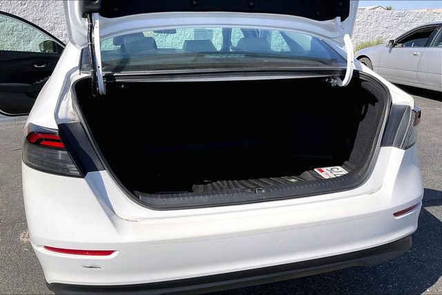 Used 2025 Honda Accord SE image 34