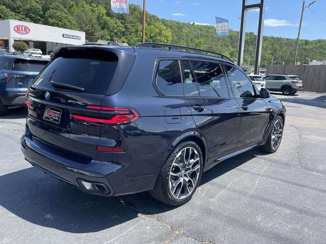 Used 2026 BMW X7 xDrive40i w/ Executive Package AWD/4WD image 4