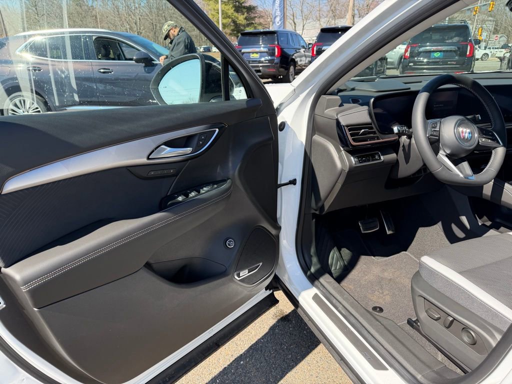 New 2026 Buick Envision Sport Touring image 18