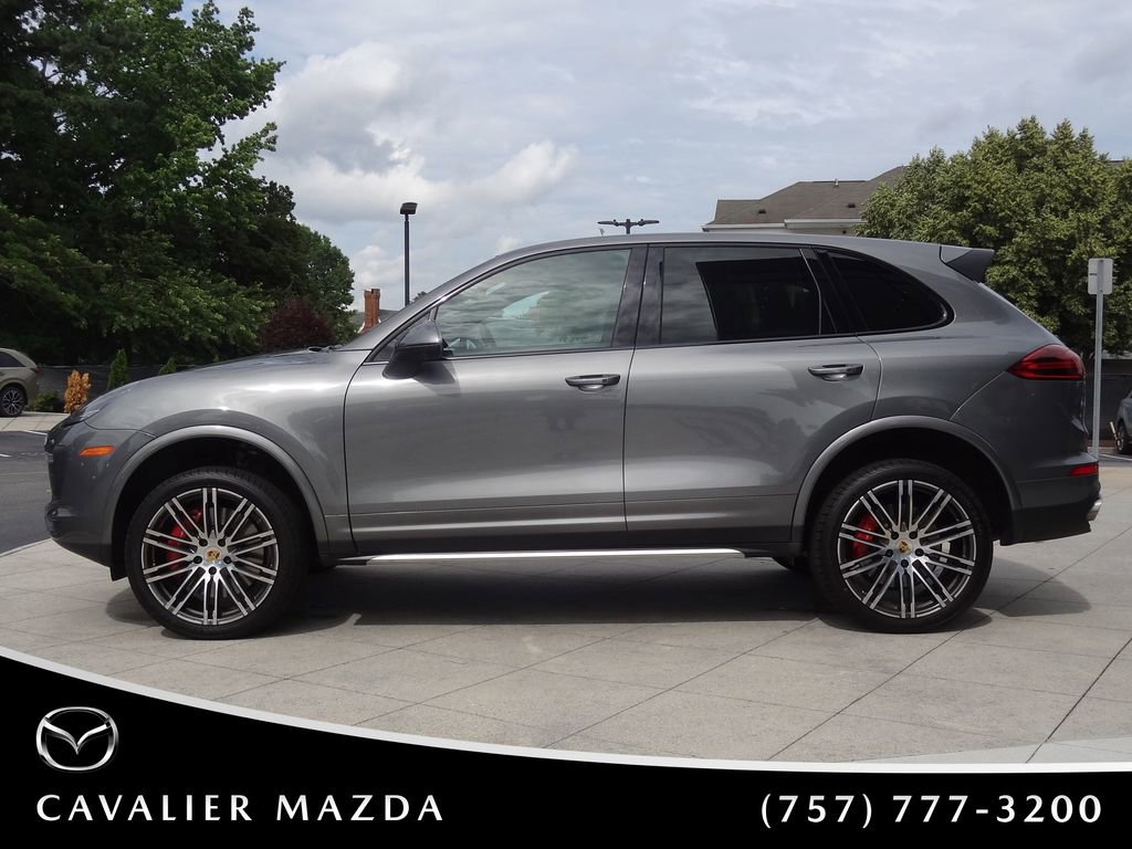 Used 2018 Porsche Cayenne AWD/4WD image 7