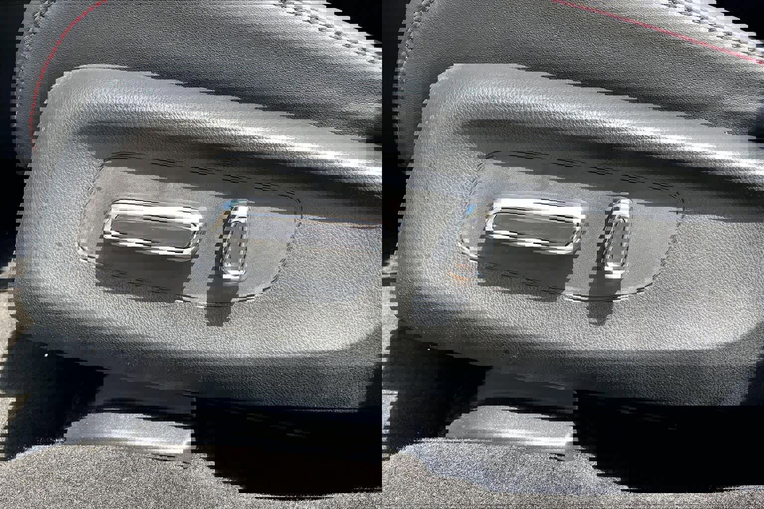 Used 2025 Acura ADX A-Spec image 32