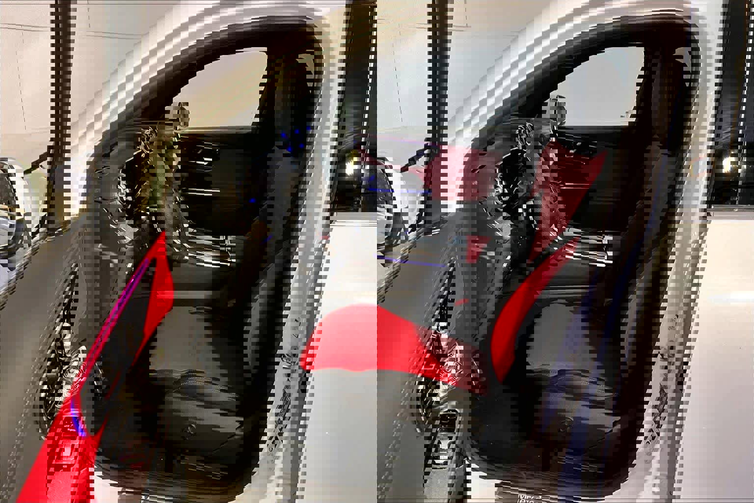 New 2026 Mercedes-Benz GLC 300 4MATIC image 13