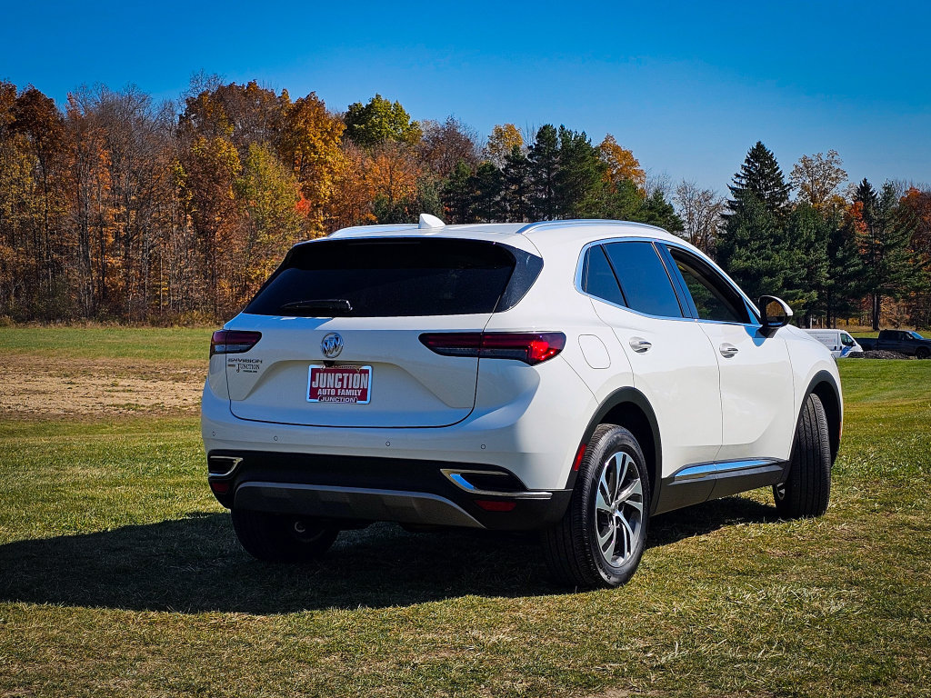 Used 2023 Buick Envision Essence AWD/4WD image 4
