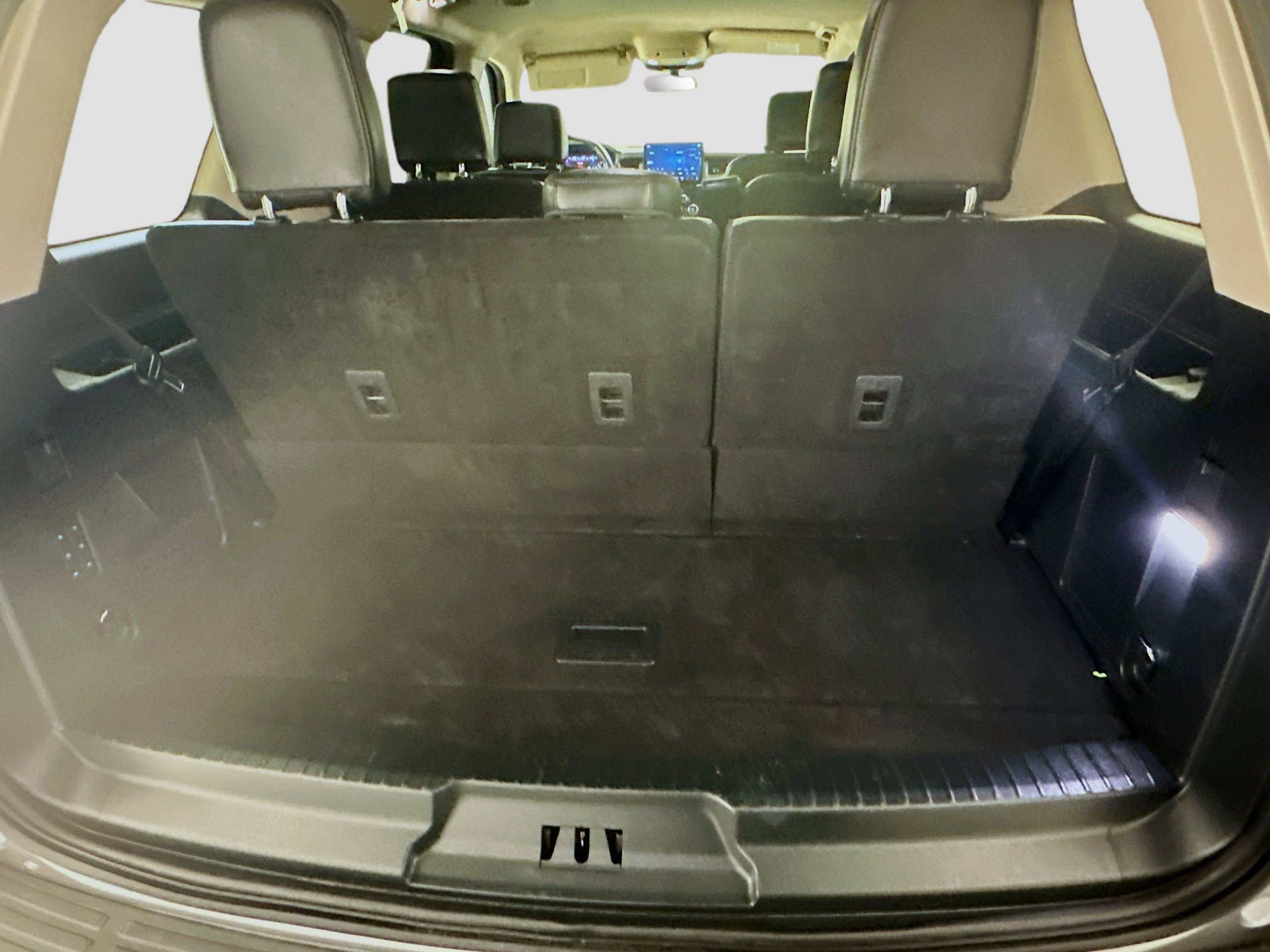 Used 2024 Ford Expedition XLT AWD/4WD image 30