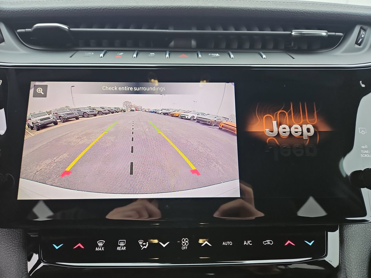 New 2026 Jeep Grand Cherokee Altitude AWD/4WD image 24