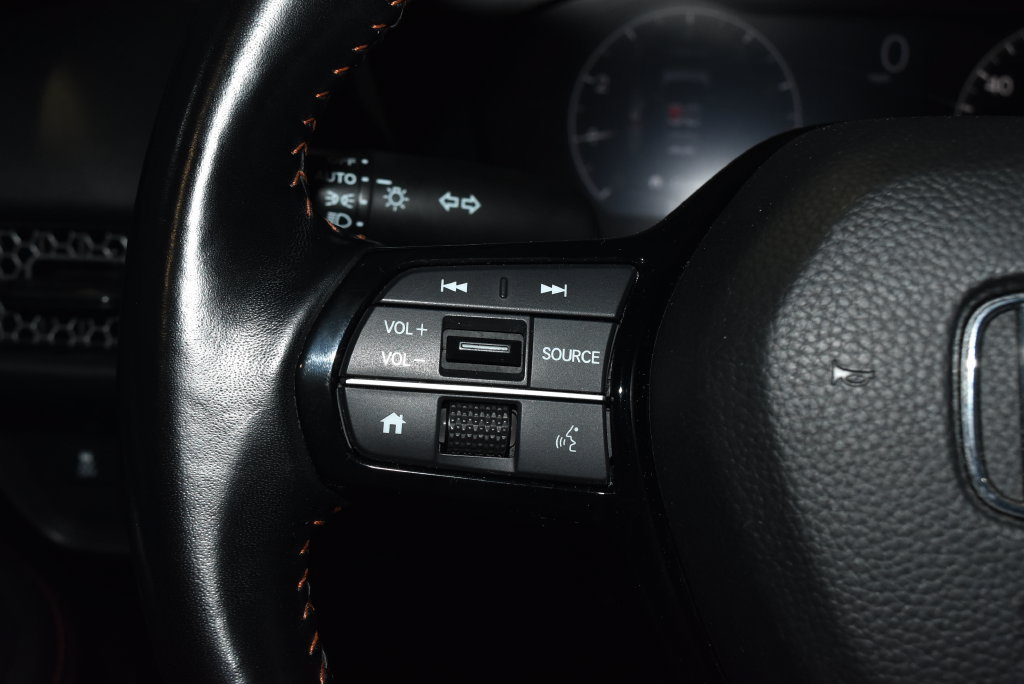 Used 2025 Honda HR-V Sport image 7