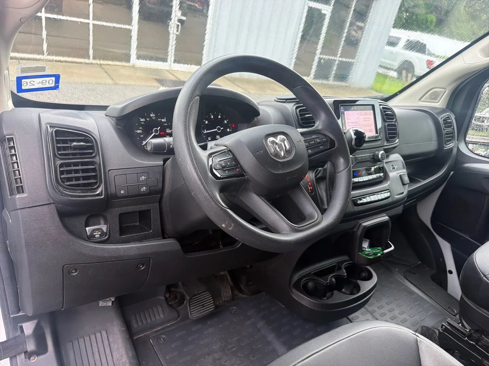 Used 2025 RAM ProMaster 2500 w/ Convenience Group FWD image 12