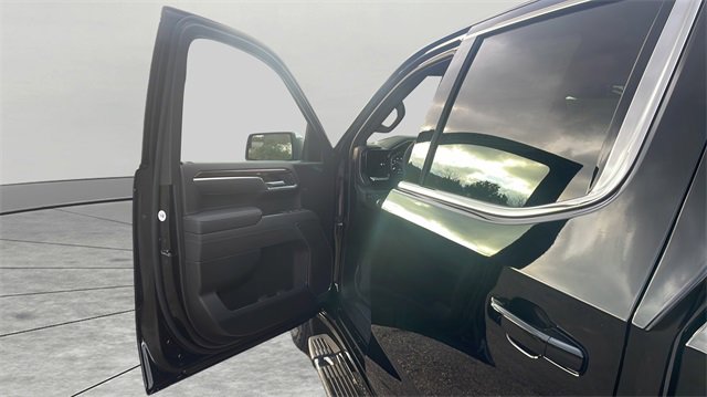 New 2026 GMC Sierra 1500 SLE image 14