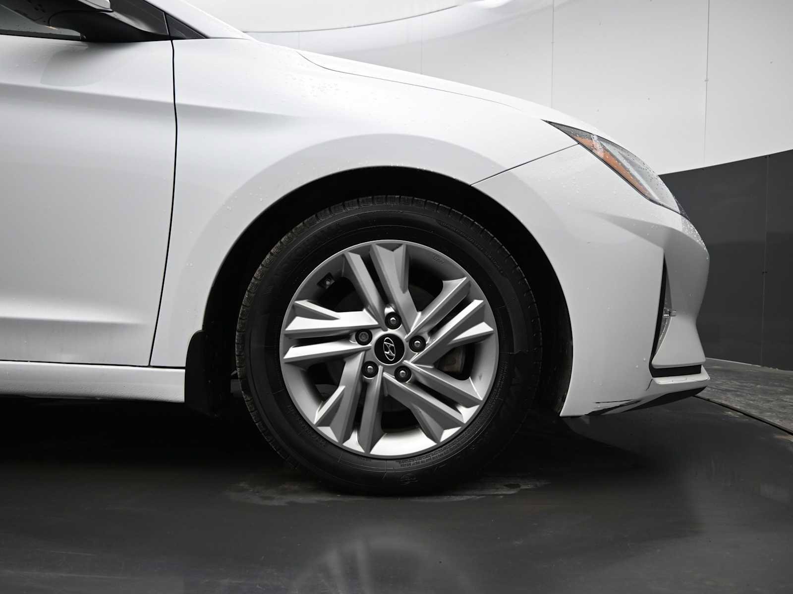 Used 2020 Hyundai Elantra SEL image 10