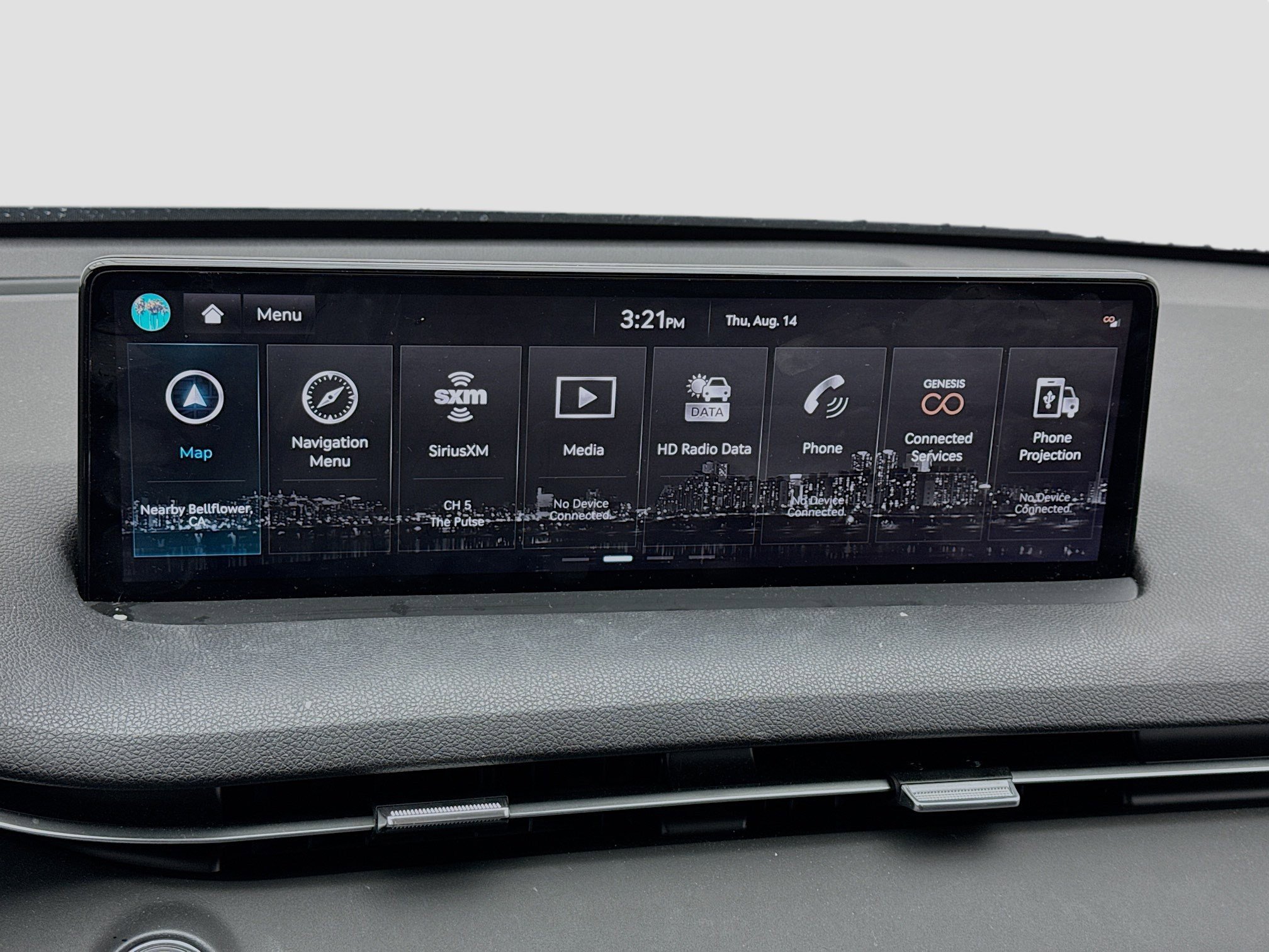 Used 2024 Genesis GV70 2.5T w/ Select Package image 11