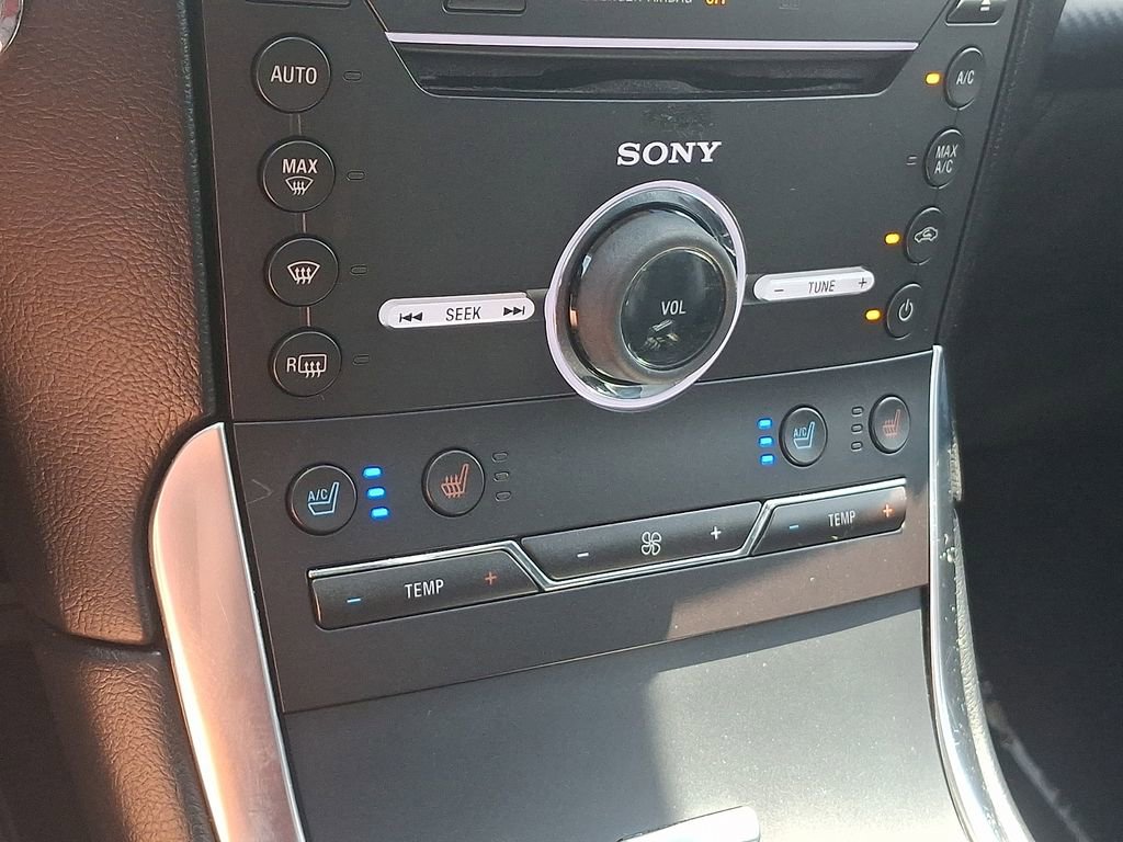 Used 2015 Ford Edge Sport w/ Equipment Group 401A AWD/4WD image 17