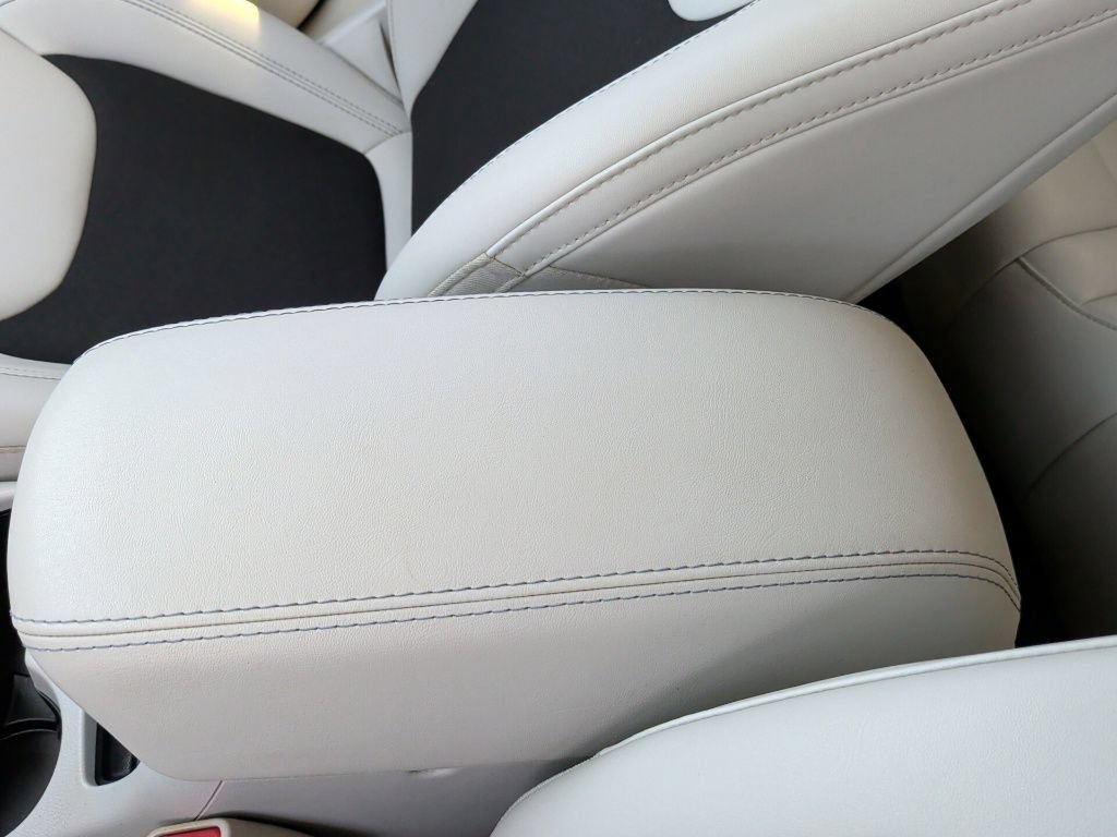 Used 2020 Jeep Cherokee Latitude Plus FWD image 28