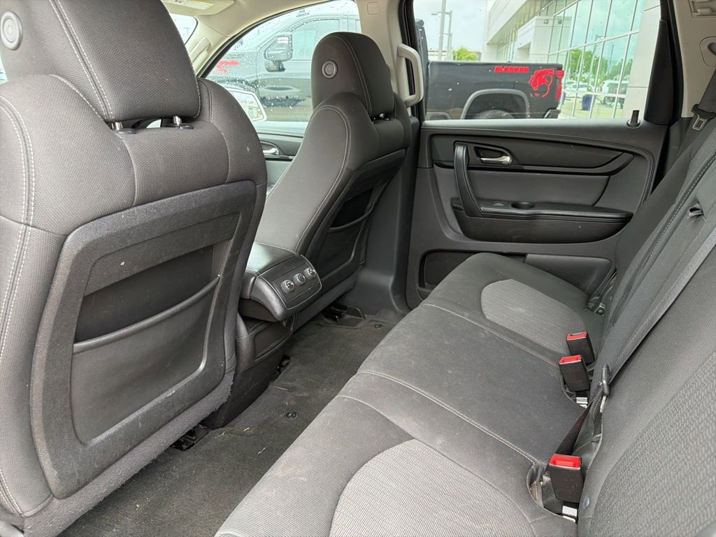 Used 2013 Chevrolet Traverse LT image 3