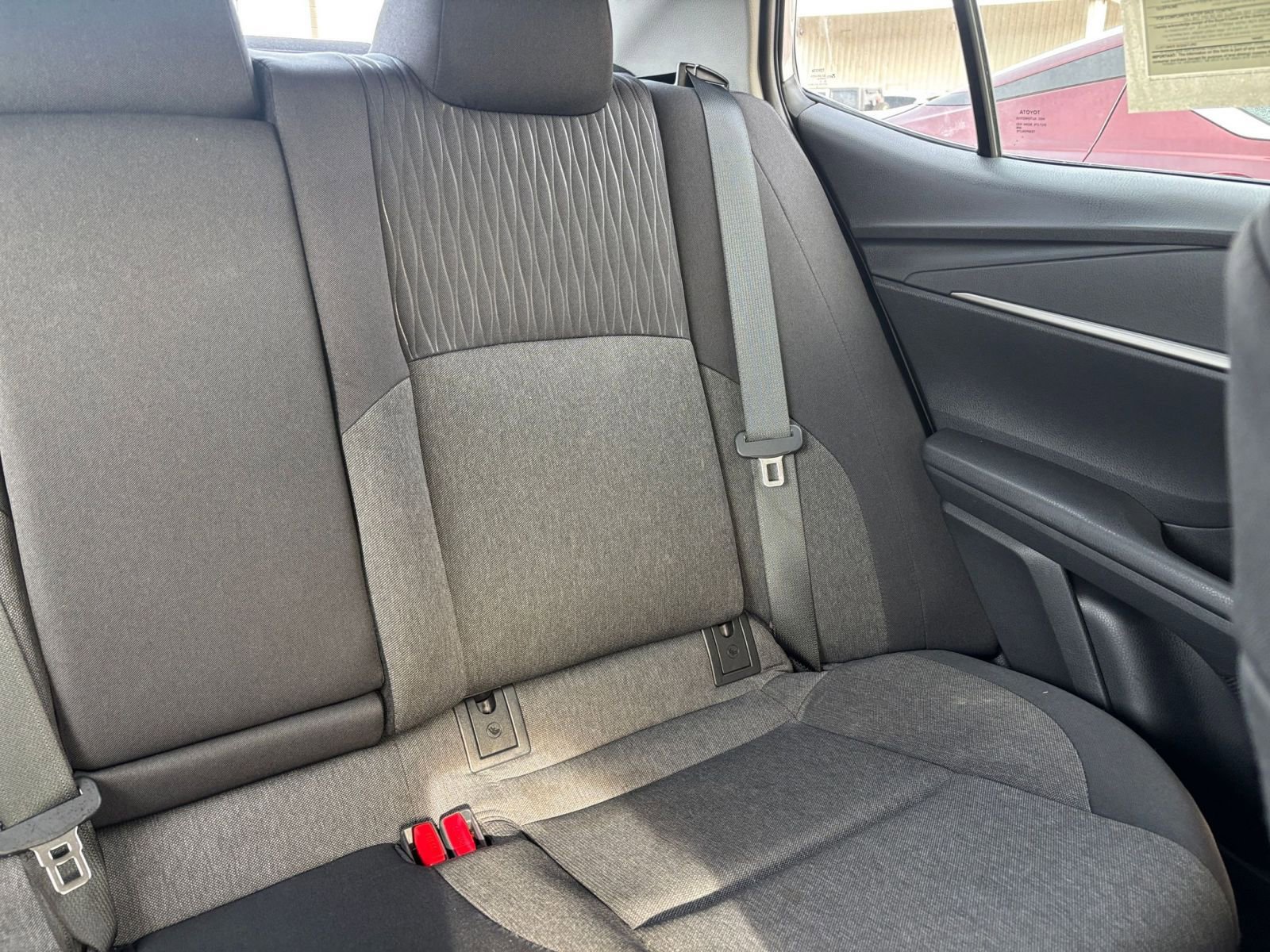 Used 2025 Toyota Camry LE image 33