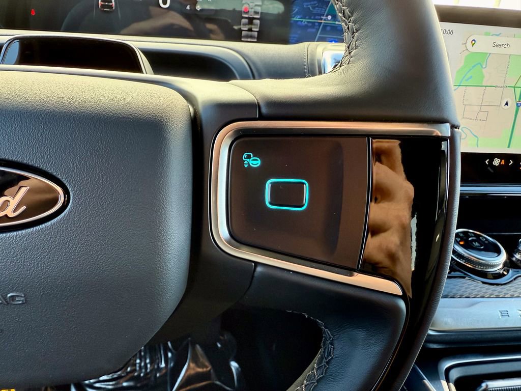 New 2025 Ford Expedition Platinum w/ Stealth Performance Package image 31