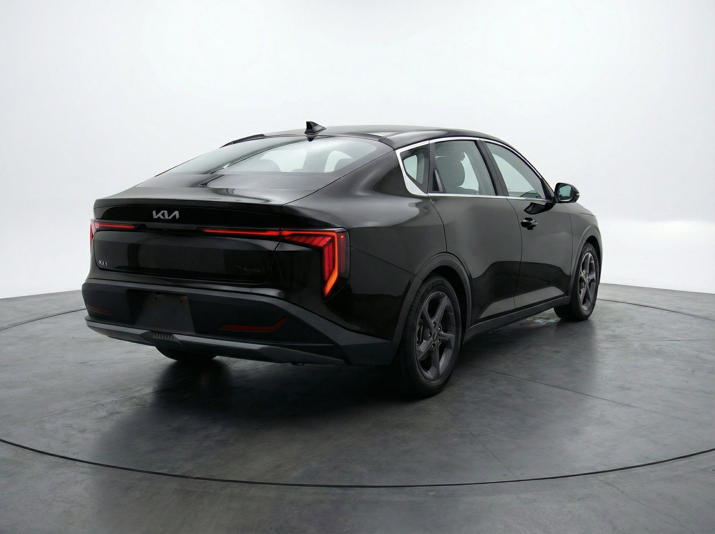 Used 2025 Kia K4 FWD image 9