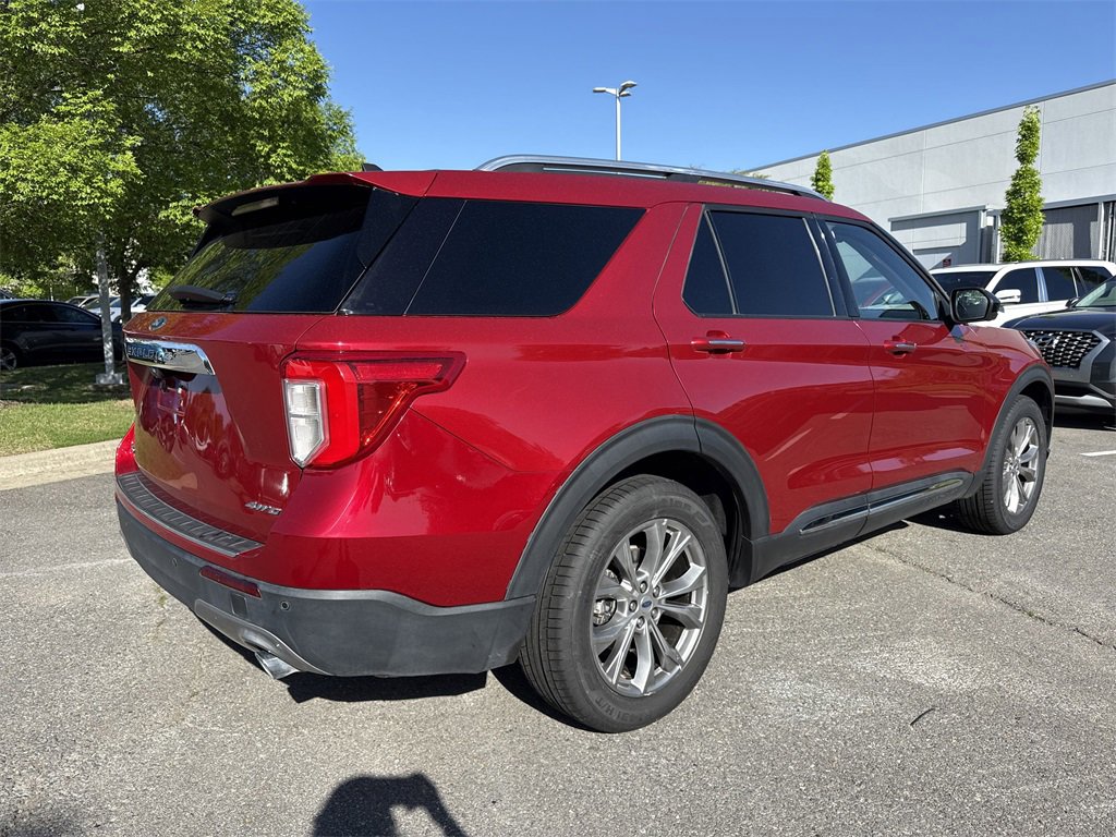 Used 2022 Ford Explorer Limited image 3