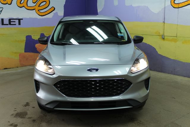 Used 2022 Ford Escape SE w/ Convenience Package AWD/4WD image 3