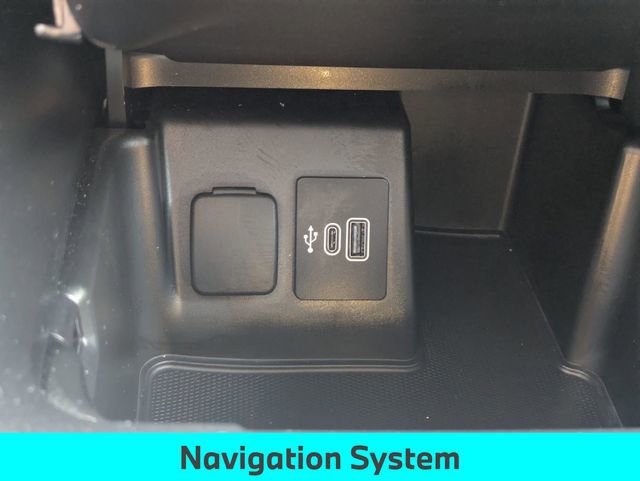 Used 2025 Ford Explorer ST image 25