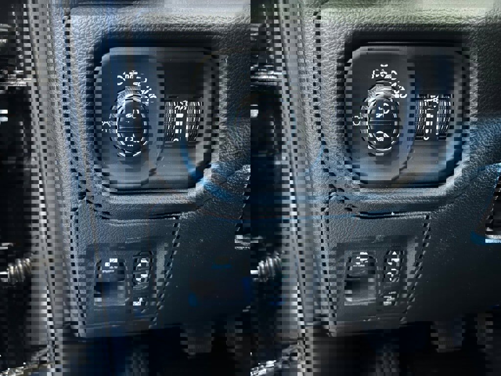 New 2025 RAM 1500 Laramie w/ Night Edition image 20