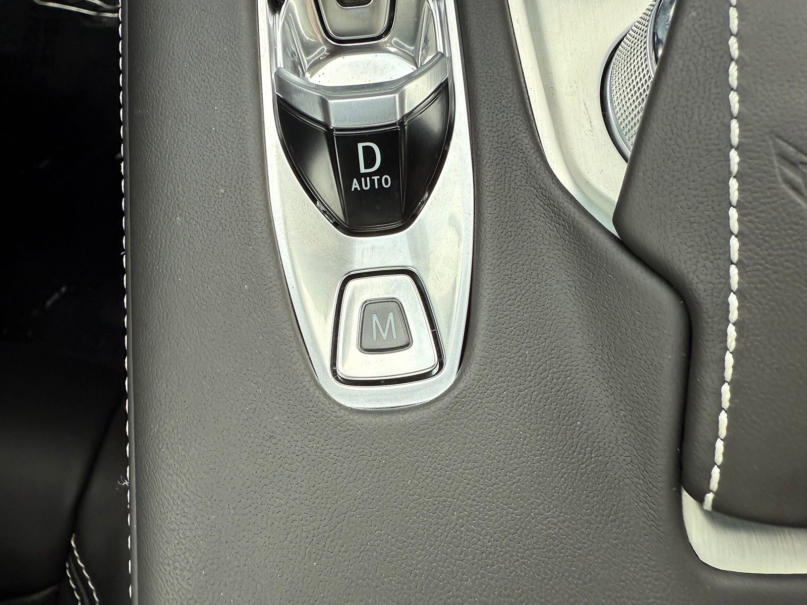 Used 2025 Chevrolet Corvette E-Ray image 24