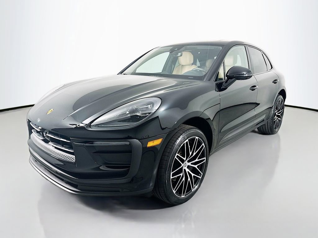 Certified 2026 Porsche Macan image 1