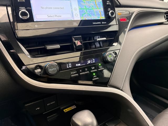 Used 2022 Toyota Camry XSE w/ Navigation Package FWD image 18