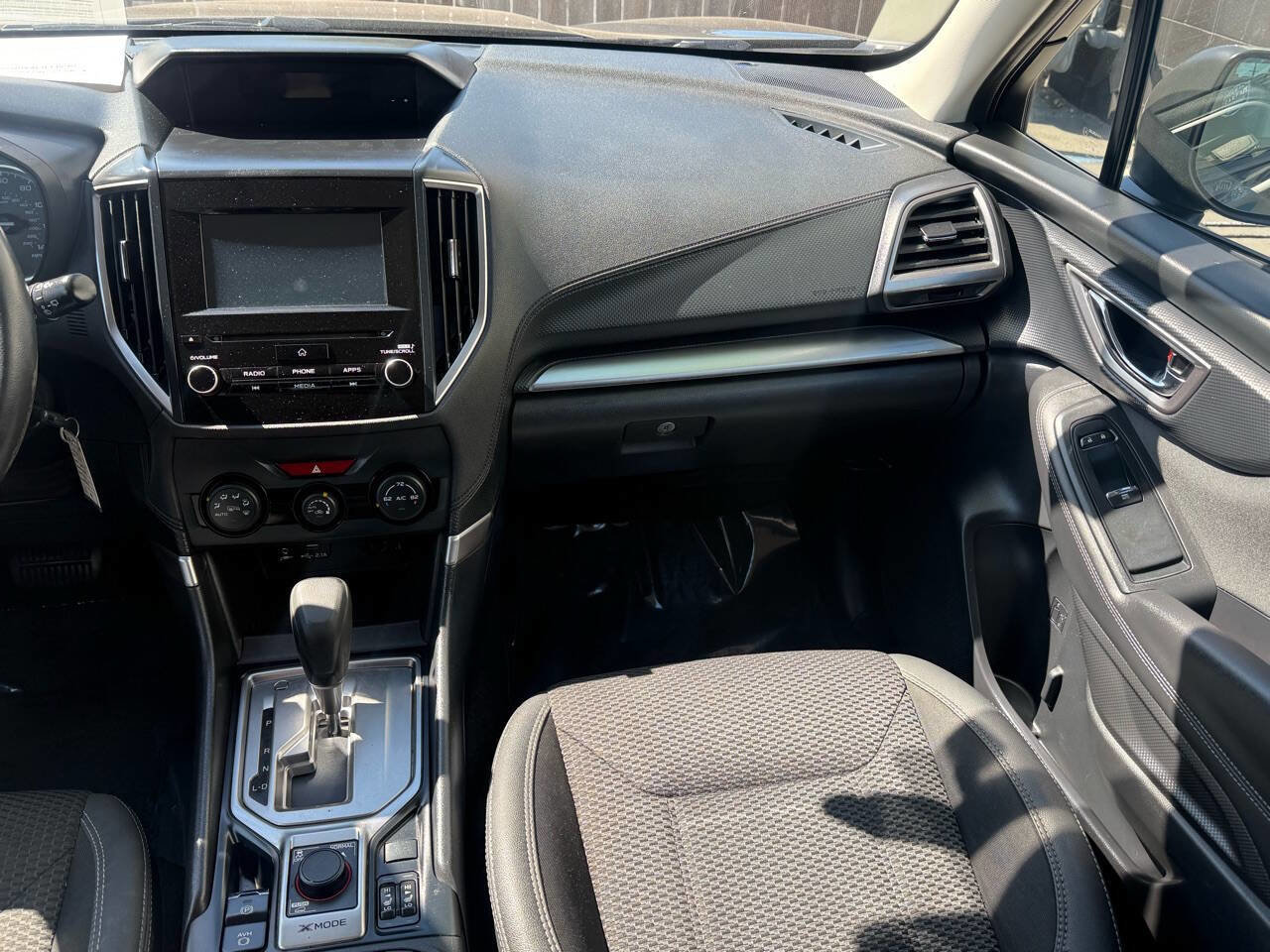 Used 2019 Subaru Forester Premium w/ All-Weather Package image 8